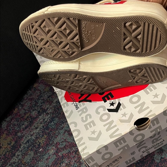 Converse x CDG Play Off-White Sneakers with Red Heart - Picture 4 of 4